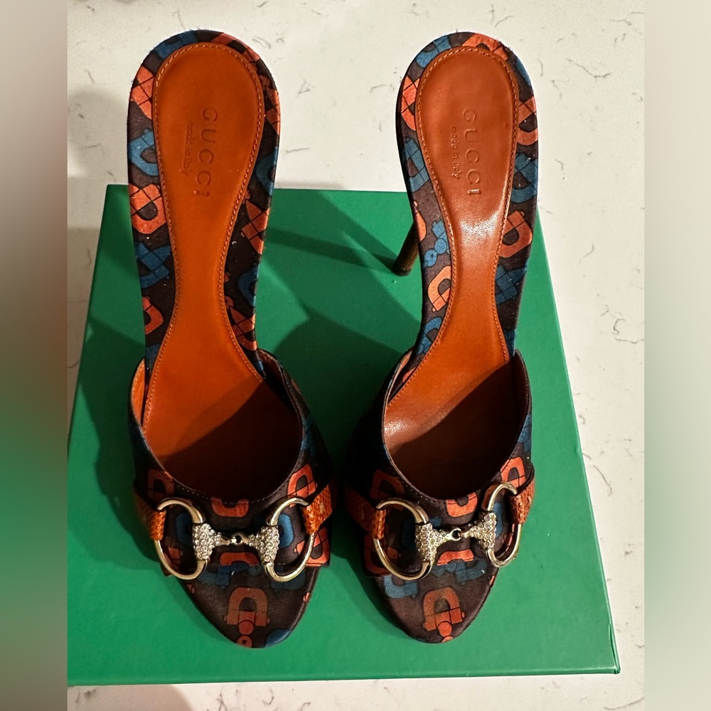 Gucci Horsebit Lizard Swarovski Crystal Mules Heels Sz 6B. Beautiful Condition.